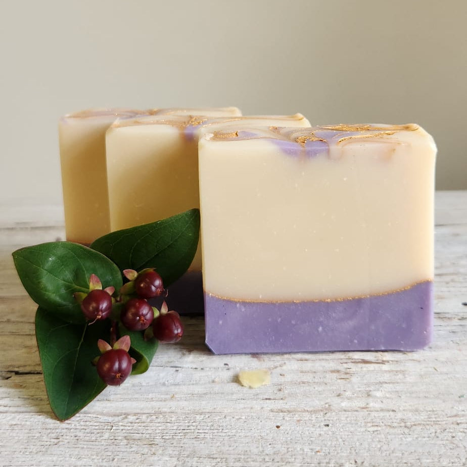 French Lavender and Honey Cold Processed Soap || gifts under 10 || bath and body