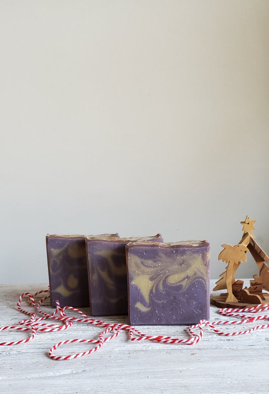 Lavender Vanilla Cold Process Artisan Soap Bar (4.5 oz)