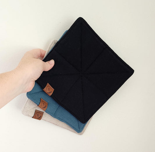 Linen Potholders || Hot Pads || gifts under 10 || simple homemaking