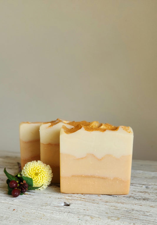 White Honey and Amber Cold Processed Soap || Bath and body || Gifts under 10 ||